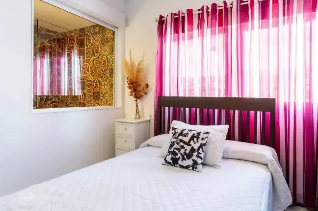 סביליה Luxury Triana Apartment 0*,  ספרד